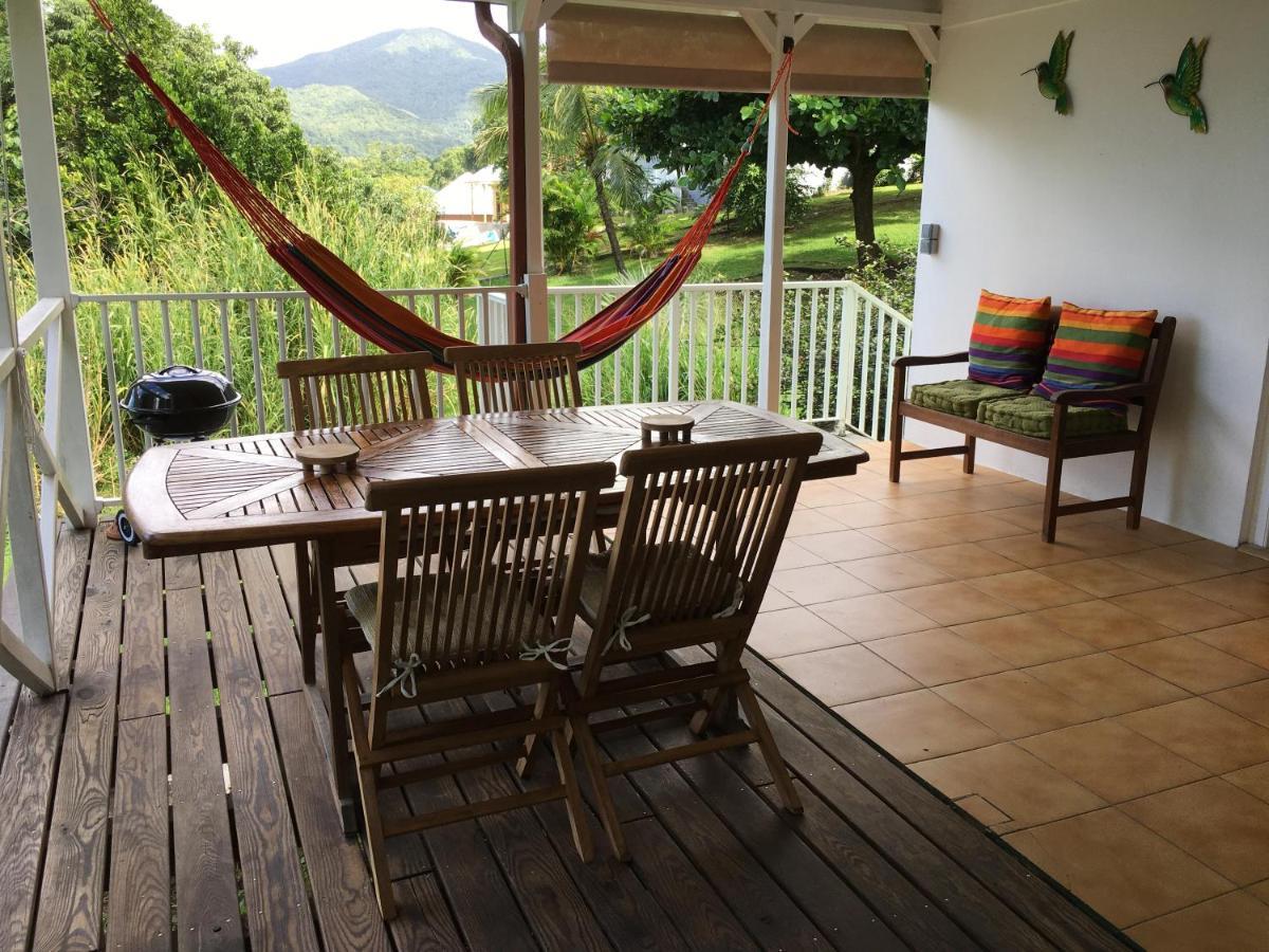 Grand Bungalow Avec Piscine Et Vue Mer Bouillante Eksteriør billede